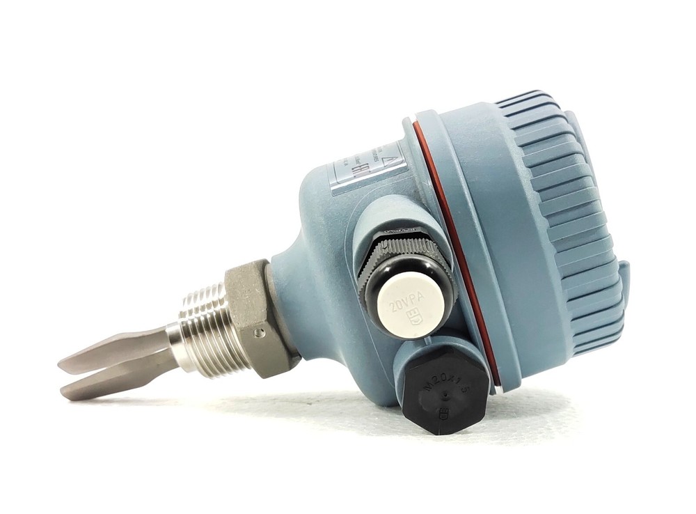 ROSEMOUNT 2120 VIBRATING FORK LEVEL SWITCH 2120D1AK1I1AA0000