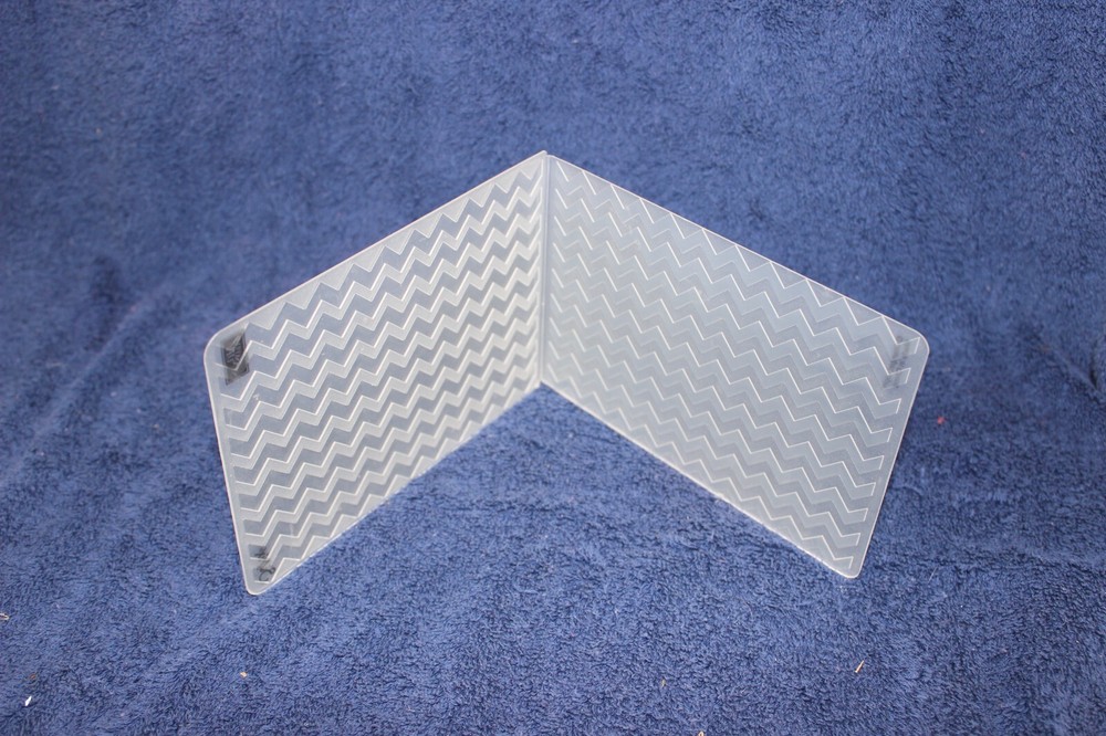 Sizzix Stampin Up Embossing Folder - Zig Zag