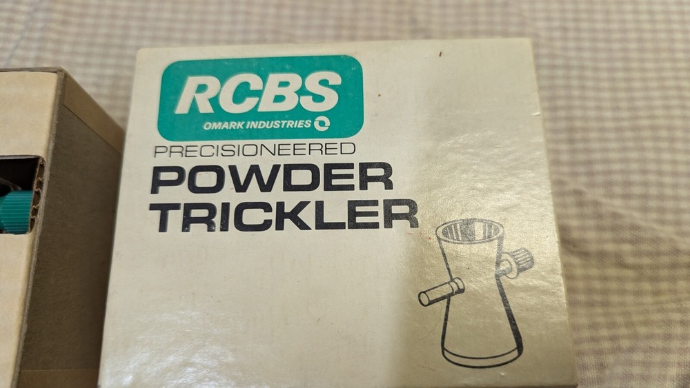 RCBS powder trickler, with box