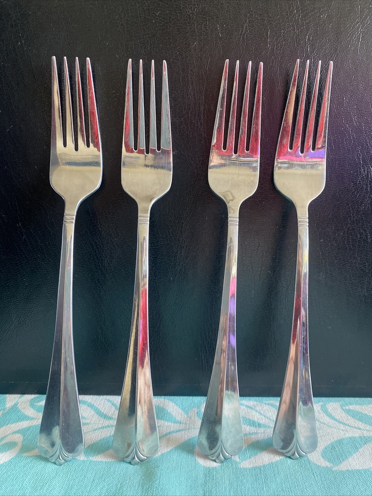 4 Pcs Rogers Co Country Shell Dinner Forks Stainless Flatware