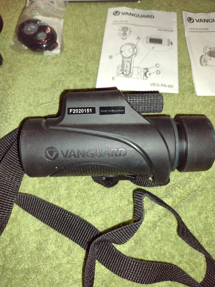 Vanguard Vesta 8320M Monocular Smartphone Digiscoping Kit (pre-owned)