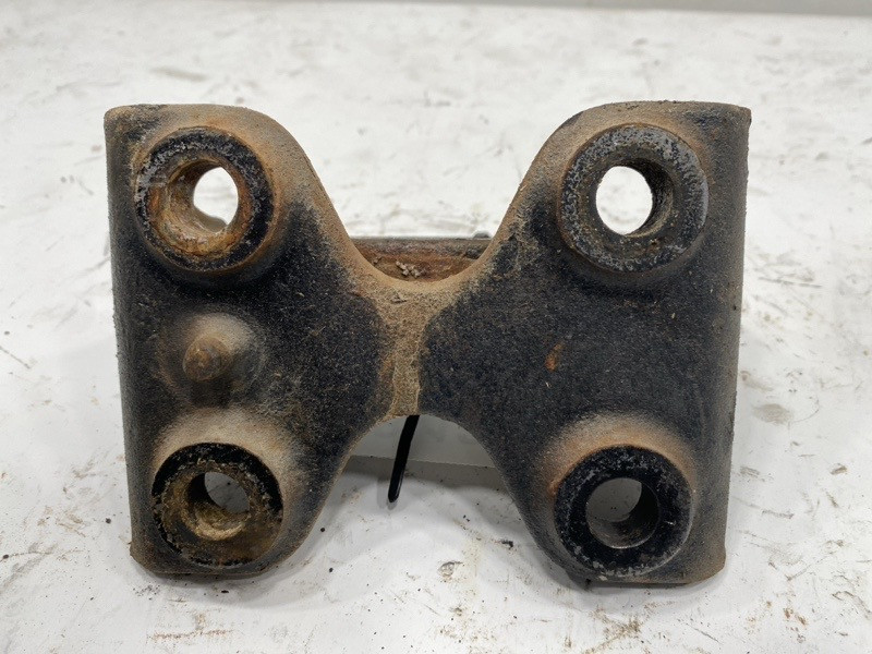 Freightliner MT55 Engine Mount 0130509000 (548-12969)