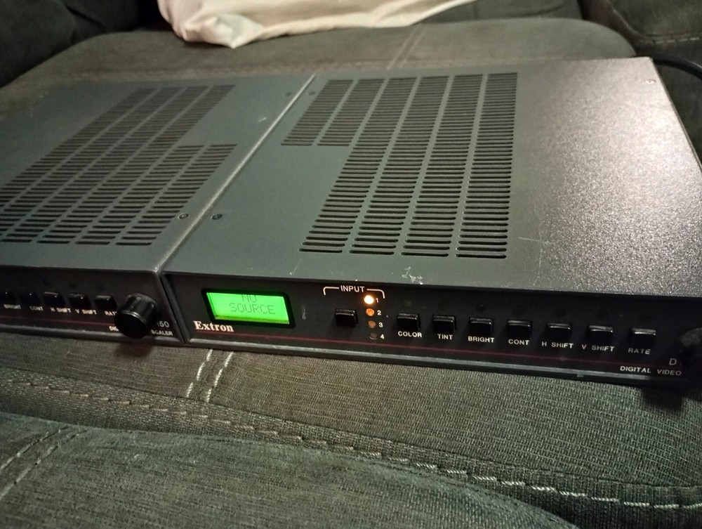 Extron Digital Video Scaler DVS 150 / DUAL Lot
