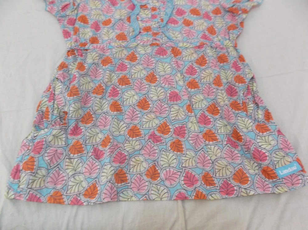 Landau Leaf Pattern Scrub Top 6692