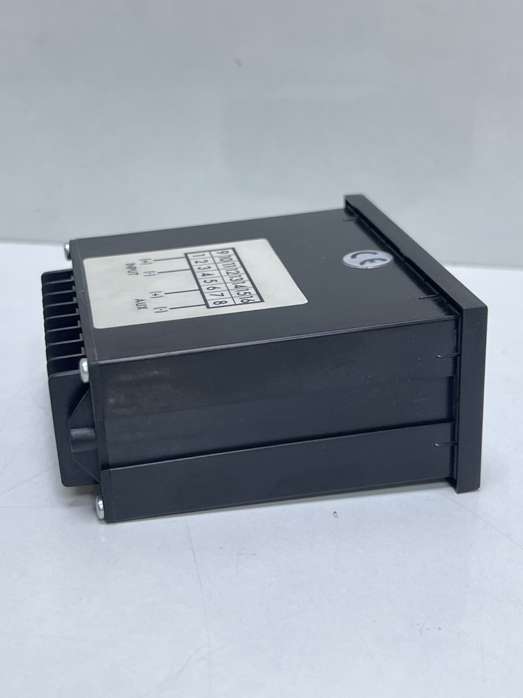 CEWE M300-VAD Digital Panel Meter 0-138VAC