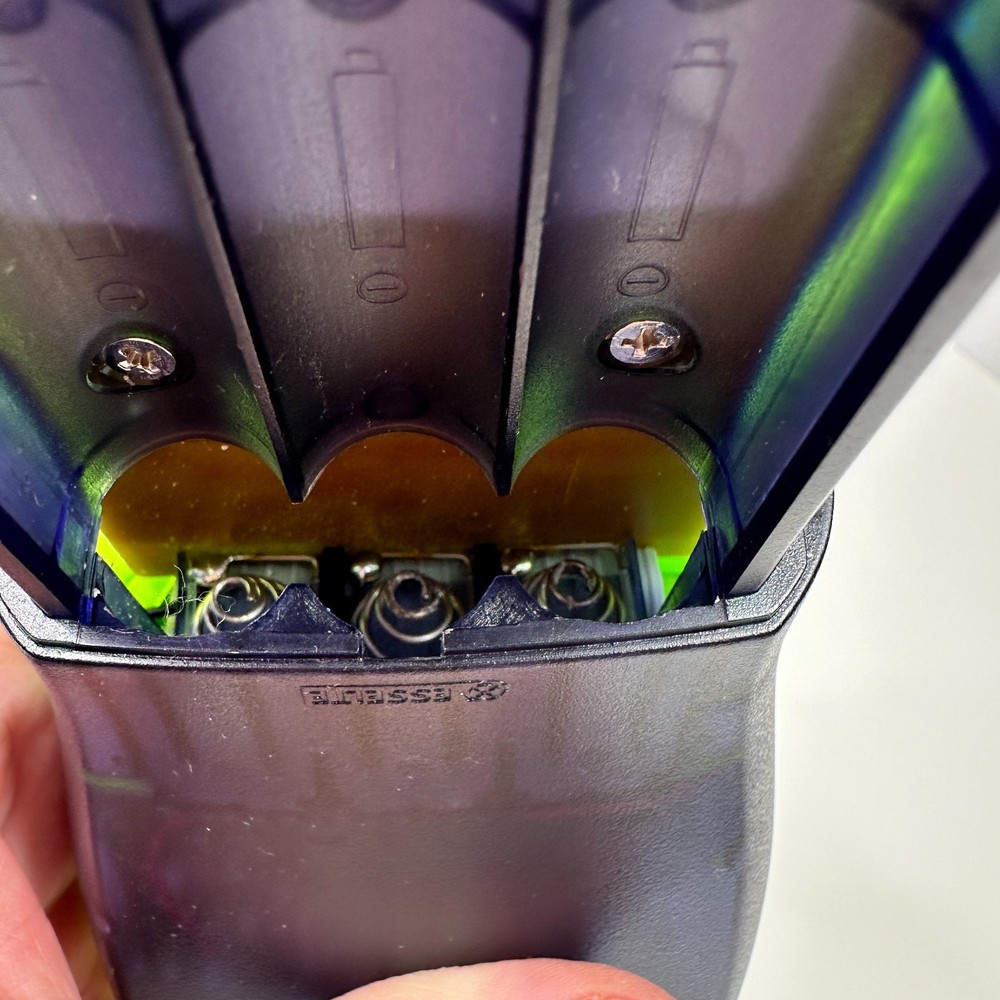 Dymo Letra Tag 2000 Handheld Label Maker Bright Green