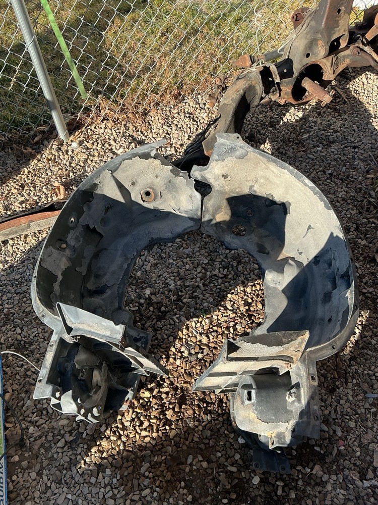 G Body Inner Fenders Set