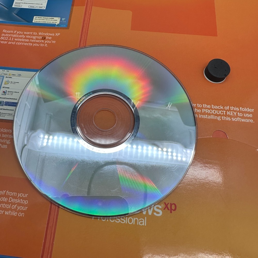 Microsoft Windows XP Professional Upgrade w/Product Key CD Version 2002