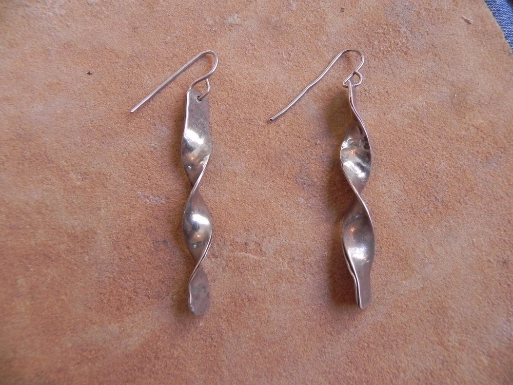 Twist Ribbon shape Sterling Silver dangle Earrings