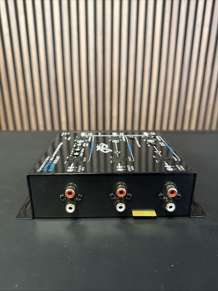Lanzar HTGX6BTH 3-Way Active Crossover w/ Bluetooth Wireless Audio