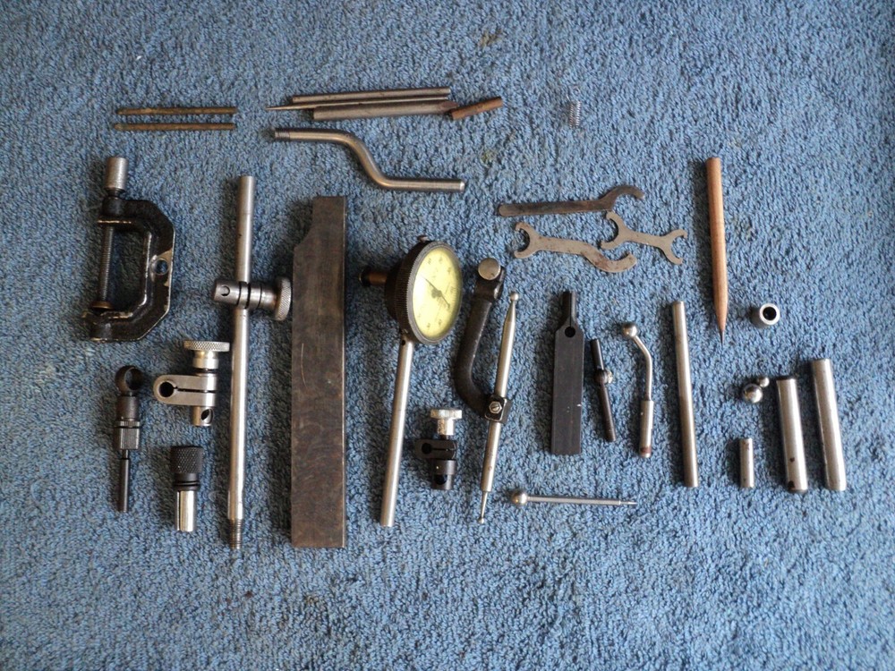 ANTIQUE DIAL INDICATOR SET IN VERY COOL CASE