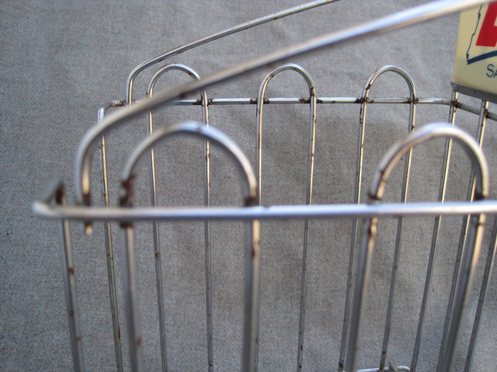 VINTAGE LANCE SALTED PEANUTS HEAVY WIRE STORE DISPLAY RACK STAND