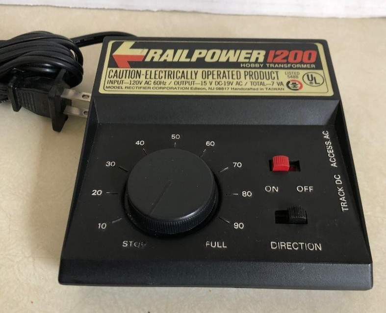 MRC Railpower 1200 Model Train Power Pack Transformer untested