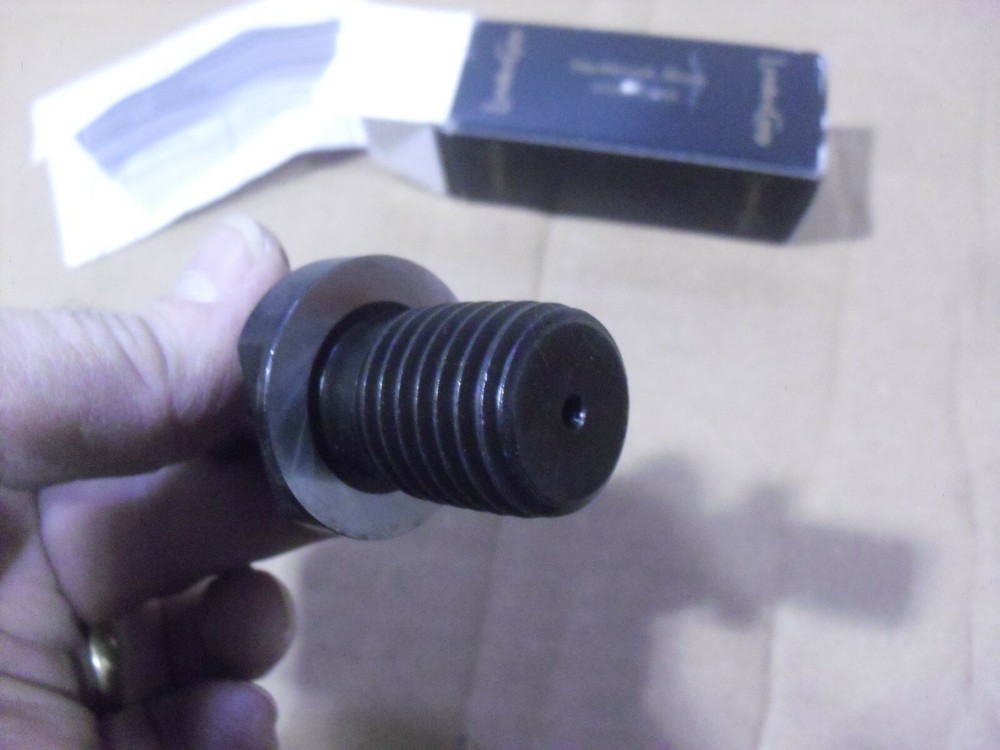 Lyndex Retention Knob/Pull Stud C50-4500B