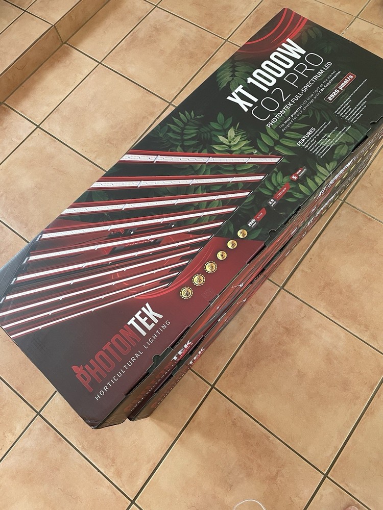 Photontek XT 1000W CO2 Pro LED