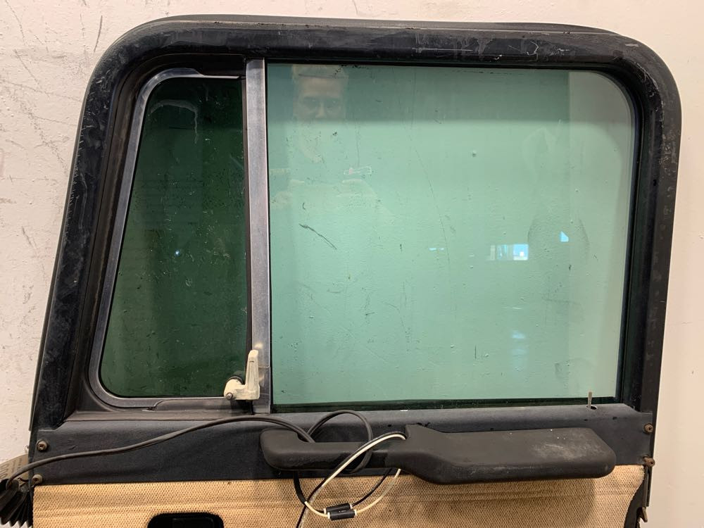 2000 Peterbilt 379 Door (606-13174)