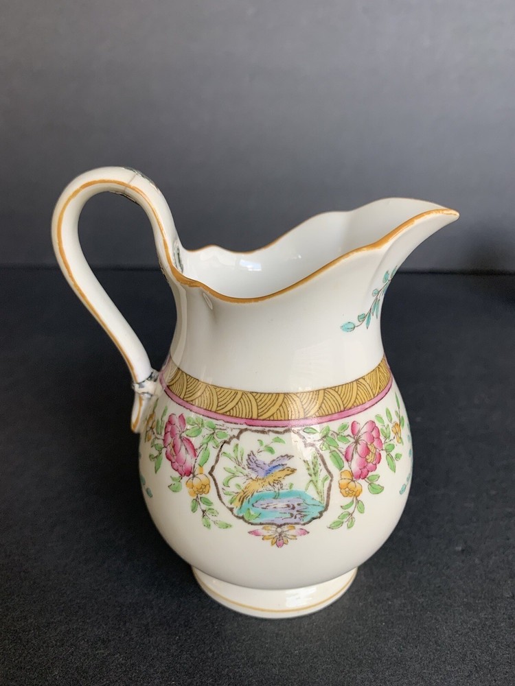 Mintons Small pitcher pheasant