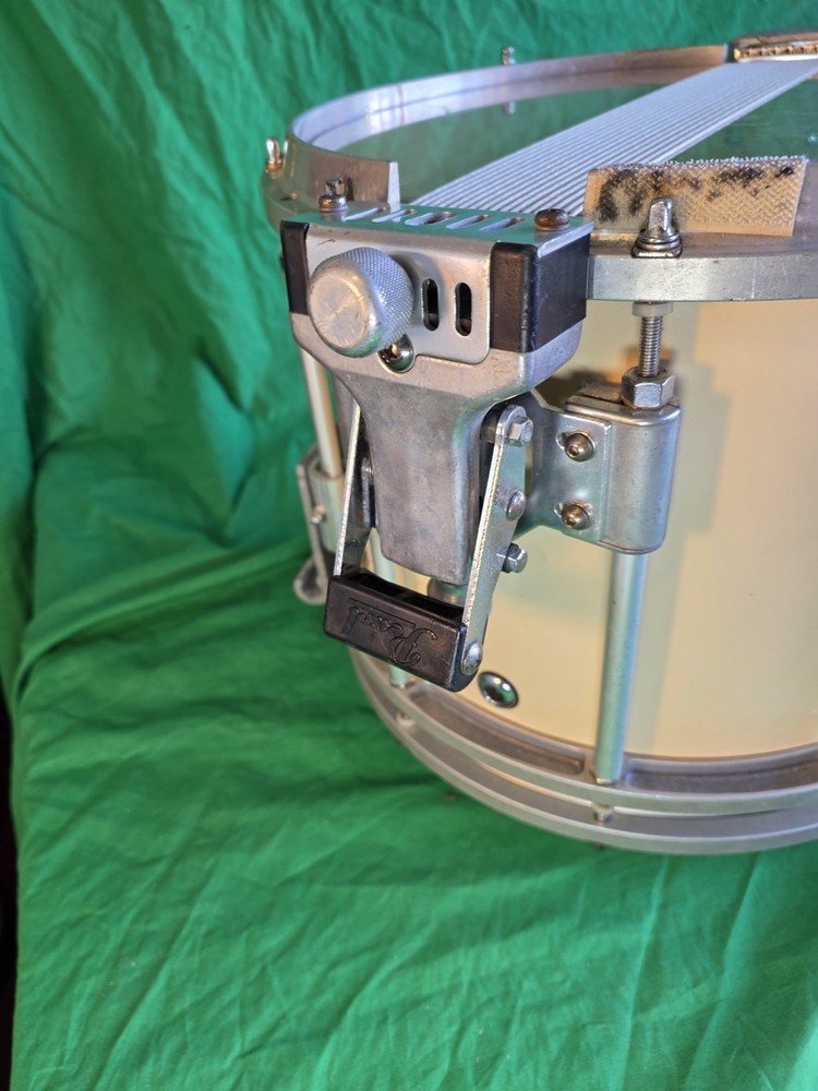 Pearl 14" Marching Snare Drum
