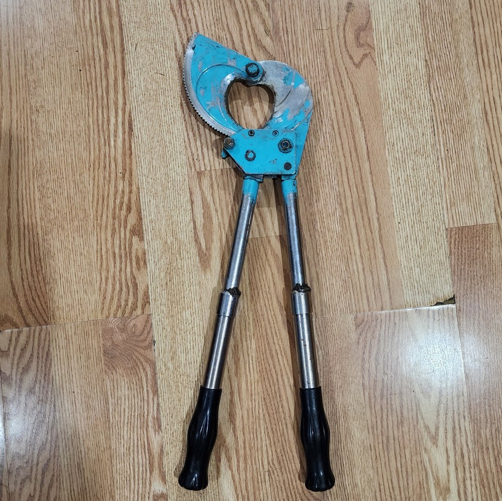 Ratcheting Cable Cutter,