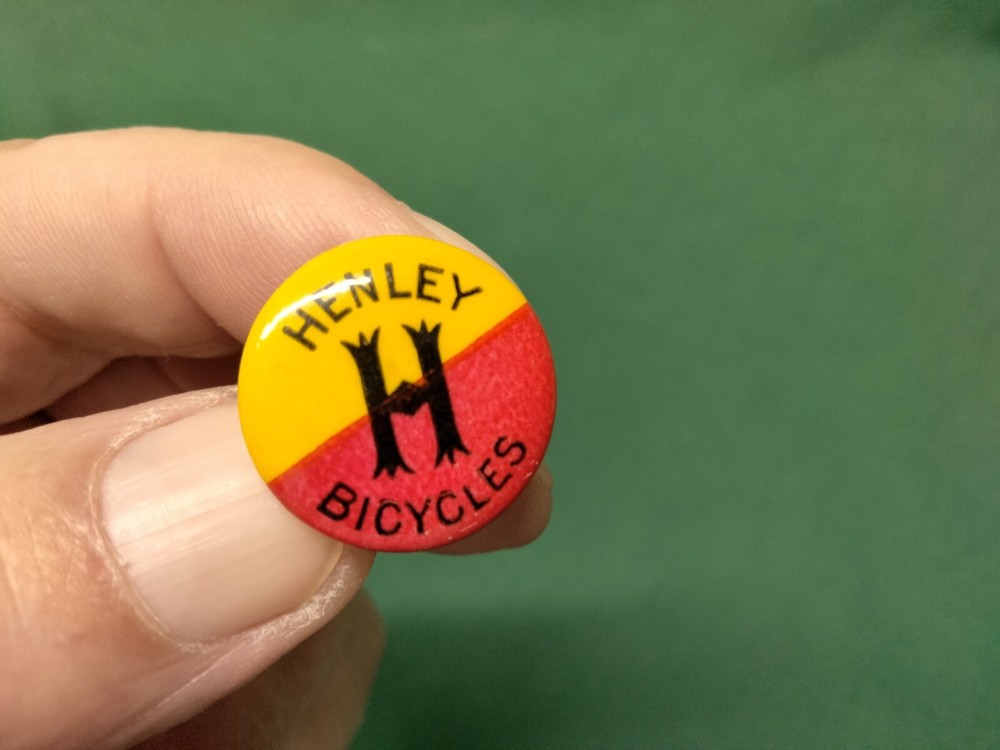 Pre 1900 Henley Bicycle Works Stud Back Celluloid 3/4" Button ~ Richmond IN