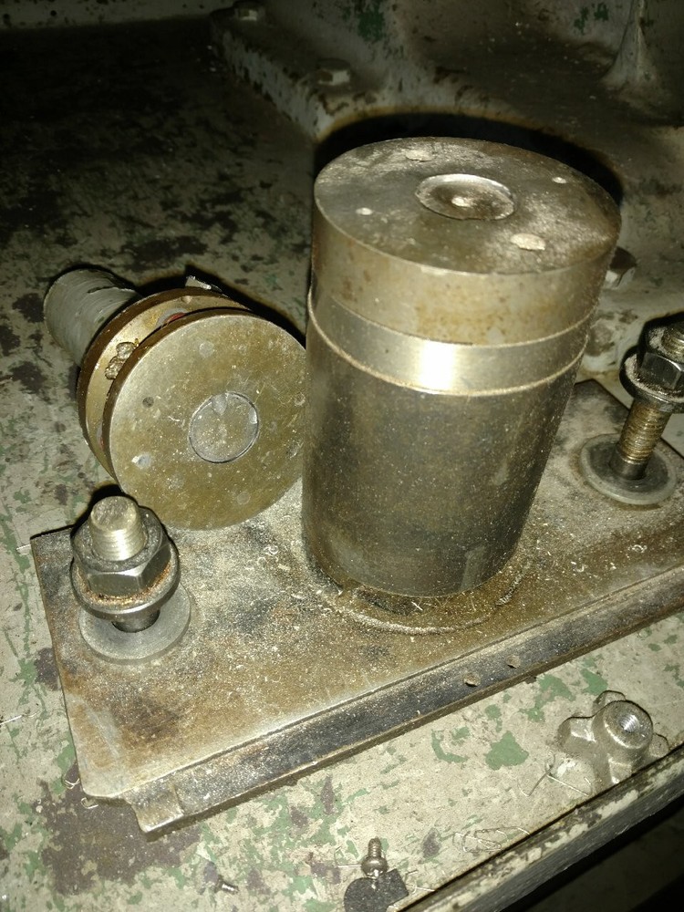 Hannifin Pneumatic Press, Arbor Press