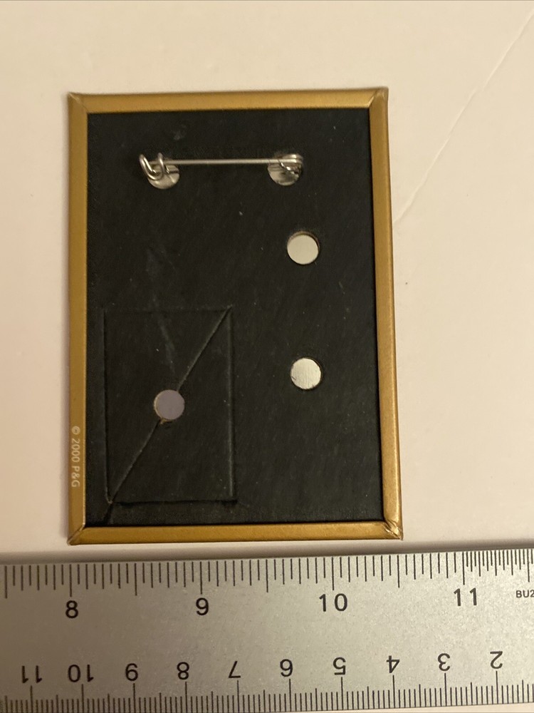 Olay Total Effects Advertising Pin Back Button P11