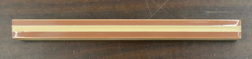 Vintage Tile Liner Tan with Yellow Stripe