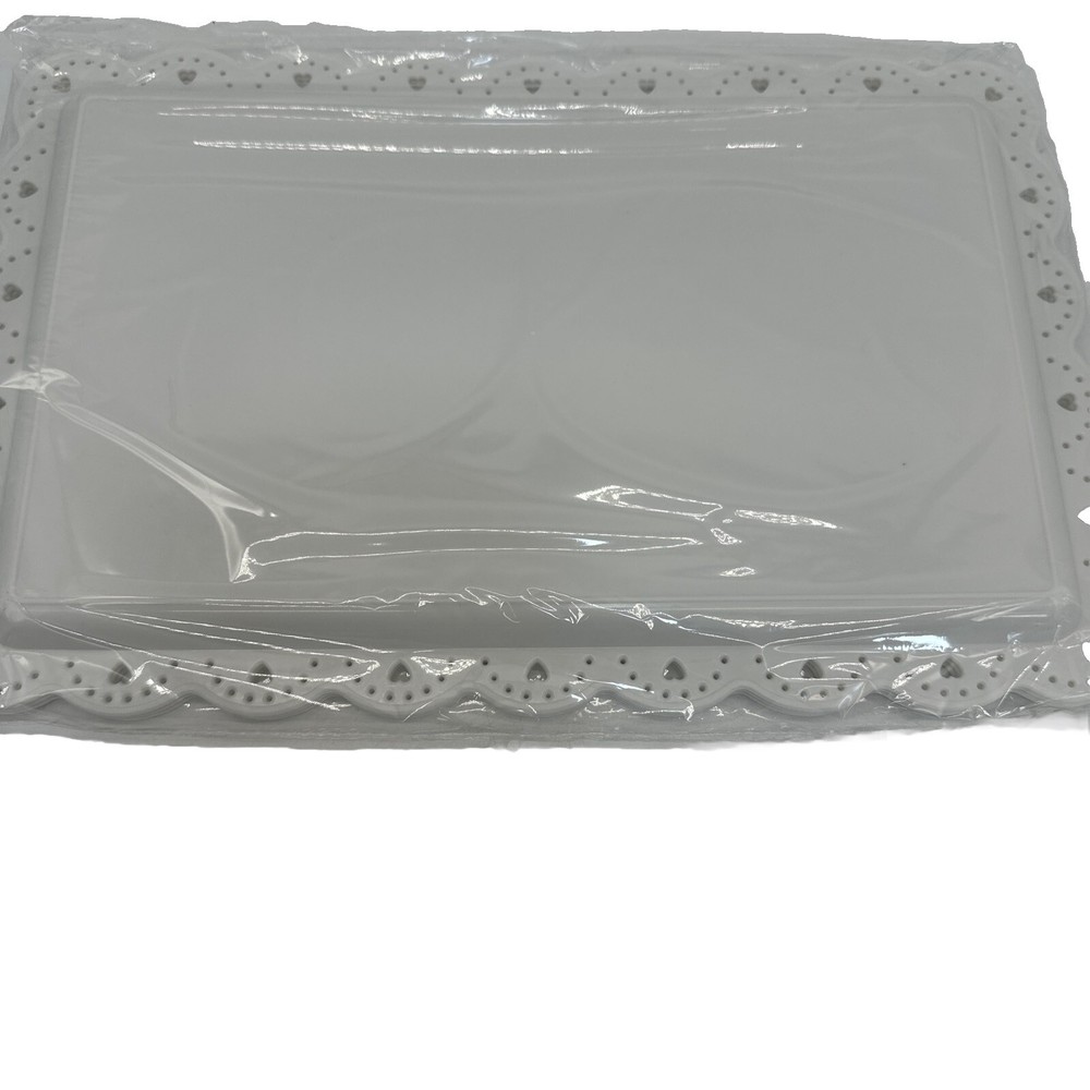 cake plate Three Rectangle And Six Round Plates Plastic {AA}
