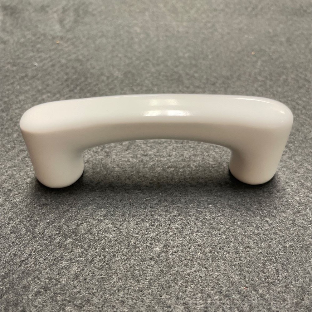 3" White Ceramic Pull