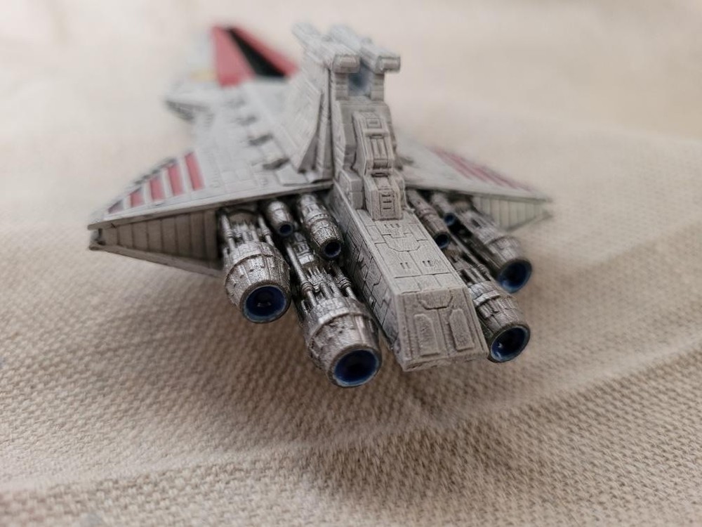 Star Wars Armada Venator Class Star Destroyer(fully painted)