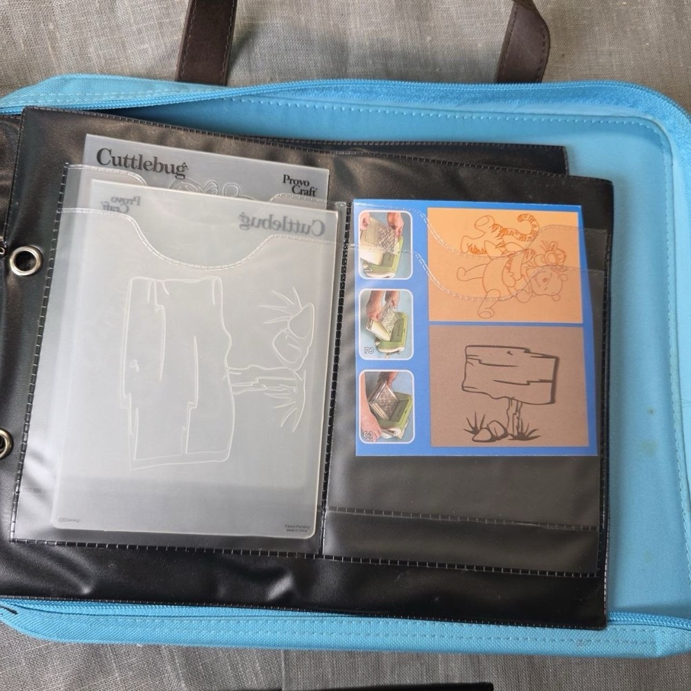 Cuttlebug Die & Embossing Folder Storage Binder w/ Inserts Blue Provo Craft