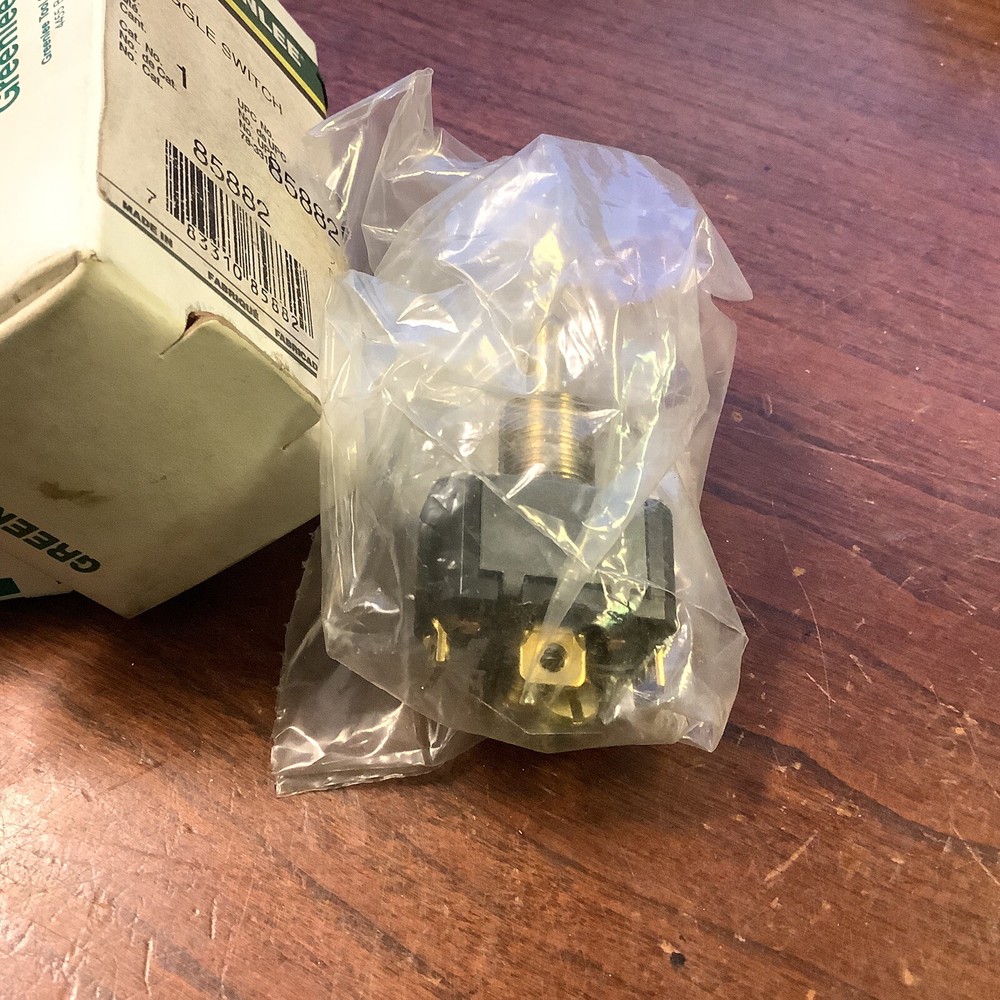 Greenlee 85882 Toggle Switch 10A 250V