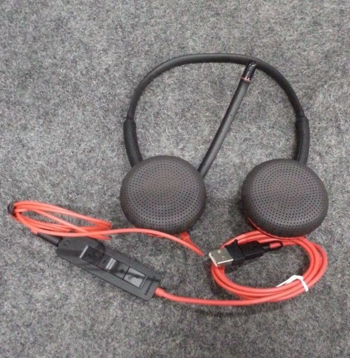 POLY Blackwire 3225 Stereo USB-C Headset With Microphone Black