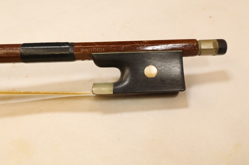BAUSCH VIOLIN BOW 29"