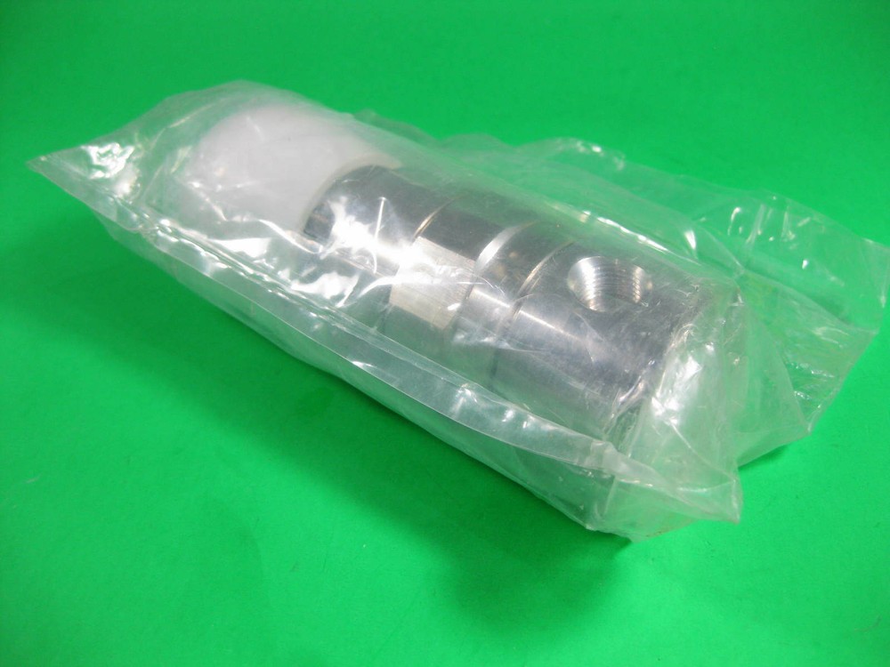 Tescom 30 PSIG Max Outlet Valve -- New --