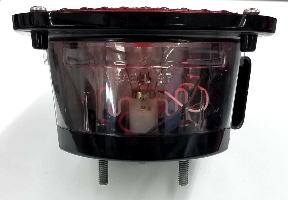 Grote OEM Tail Lights Flat Plug Style 371-76 Sold individually From new Chassis