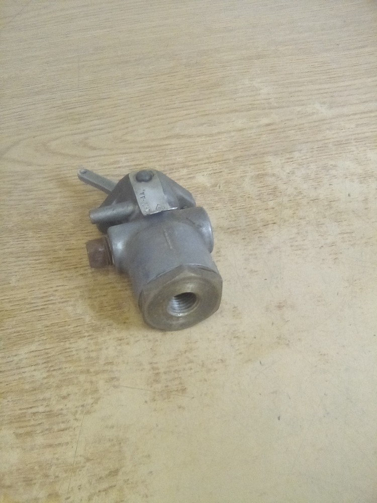 Bendix D3HA-2A622-AA TW-3 Control Valve