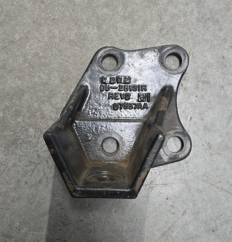 Caterpillar C15 Engine Mount #05-25131R