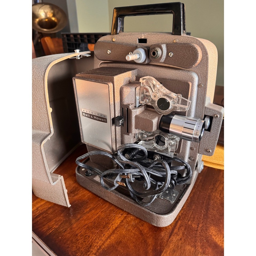 Vintage Belle Howell Autoload Projector TESTED