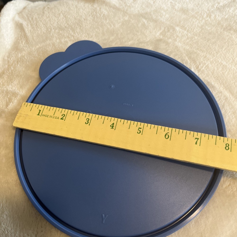 Tupperware #229-6 "Y" Replacement Seal. blue 2516