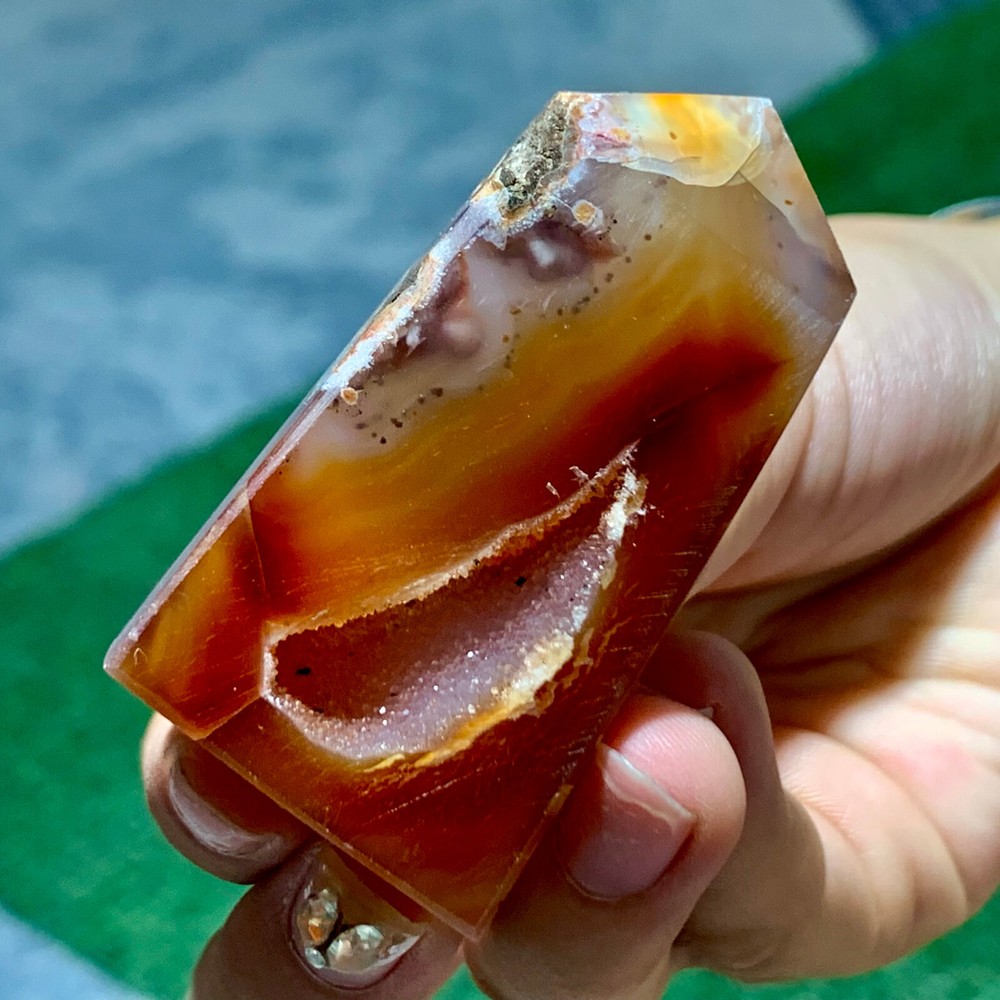 49GNatural agate red square pointed stele healing specimen