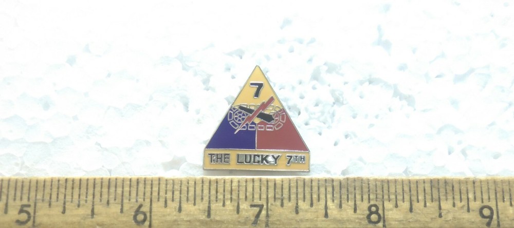 US Army - 7th Armored Division Pin