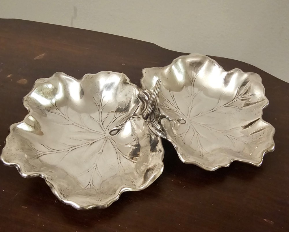 Vintage Reed & Barton Sterling Silver "Double Leaf" Candy/Nut Dish