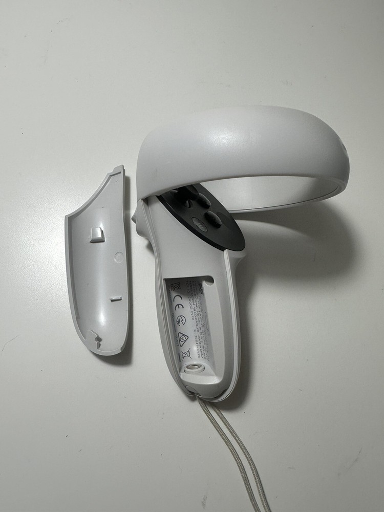 Original Meta Oculus Quest 2 VR Left Touch Controller Only Genuine - Tested