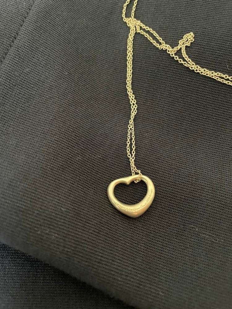 Tiffany & Co. Elsa Per necklace with chain
