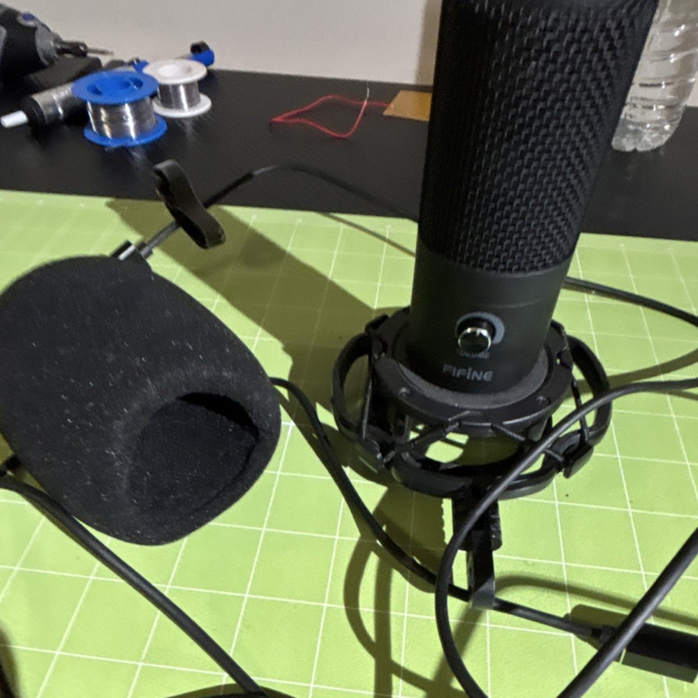 FIFINE USB Condenser Microphone Black with Adjustable Stand and Windscreen