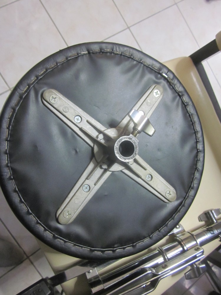 PDP PDD 700 Series Drum Throne Adjustable stool