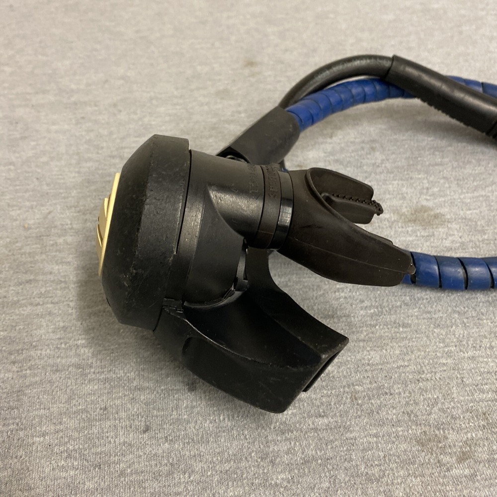 Sherwood Second Stage Regulator w/ 34" Hose