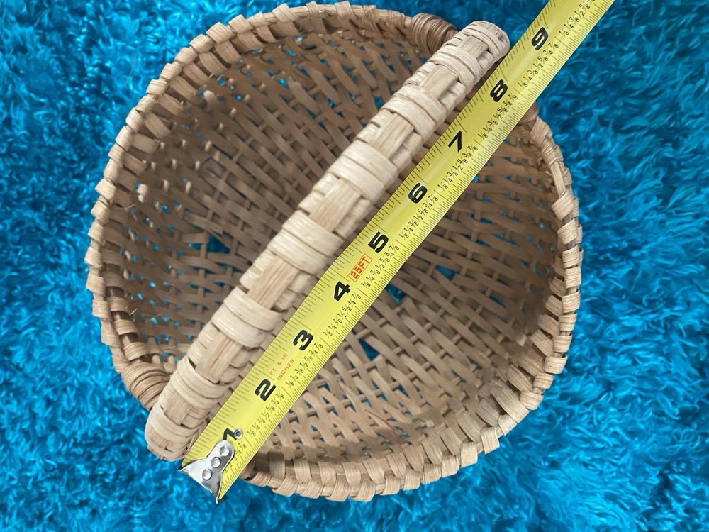 Vintage, Handmade basket with handle