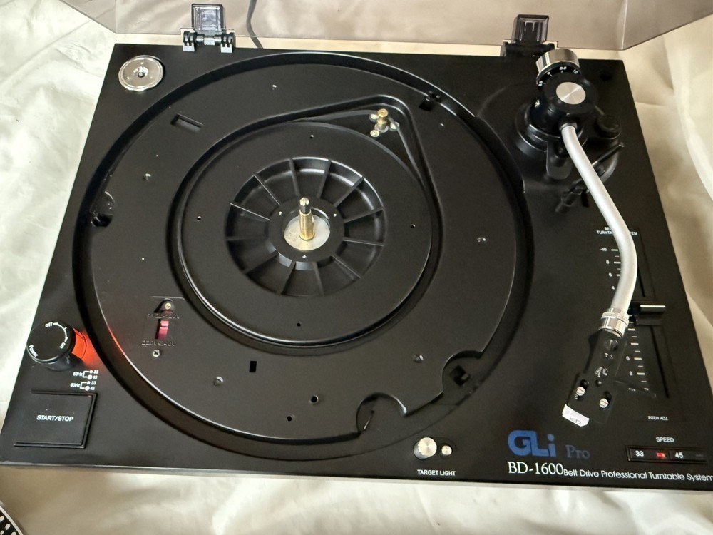 GLi Pro BD-1600 Belt Drive Professional Turntable